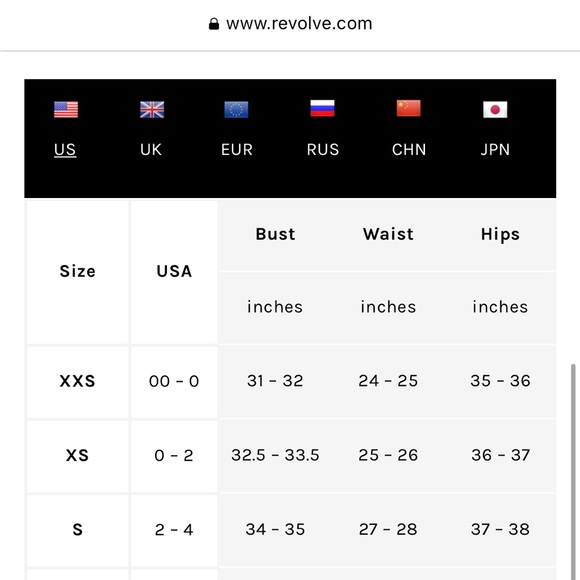 Feleur Robe in Ivory - Picture 4 of 5